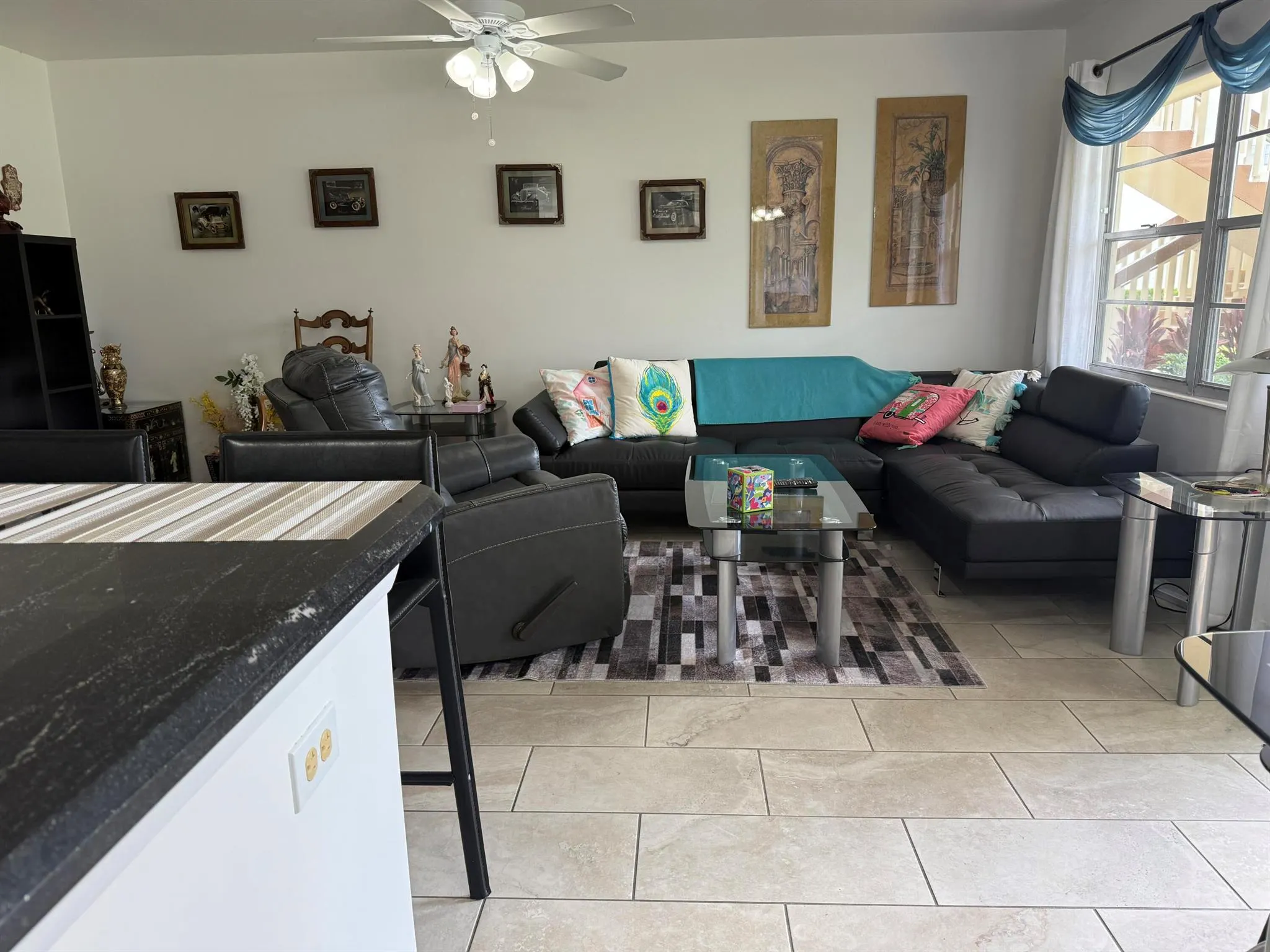 127 Mansfield D