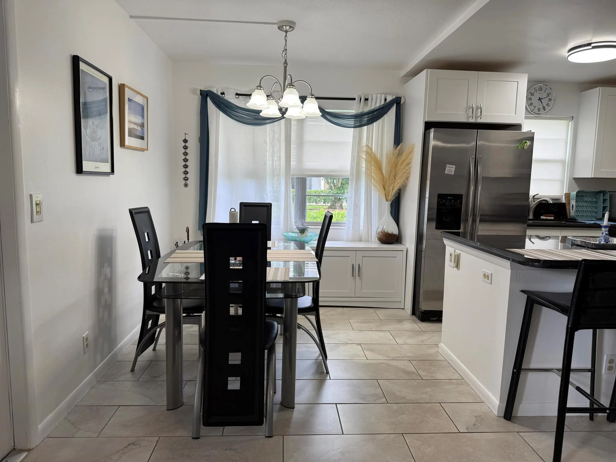 127 Mansfield D