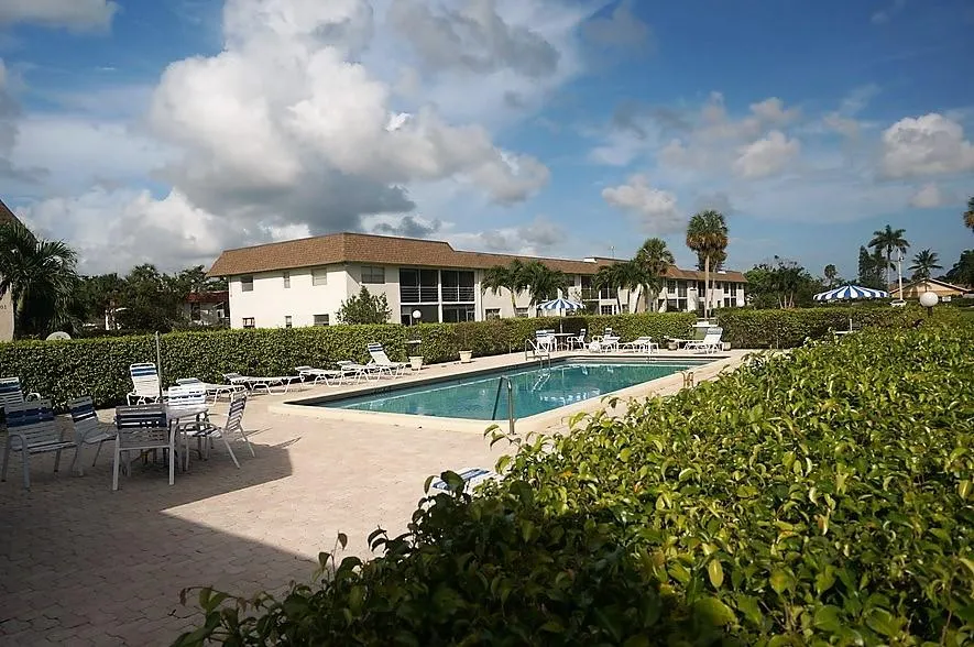 9855 Sandalfoot 306 Boulevard, #306