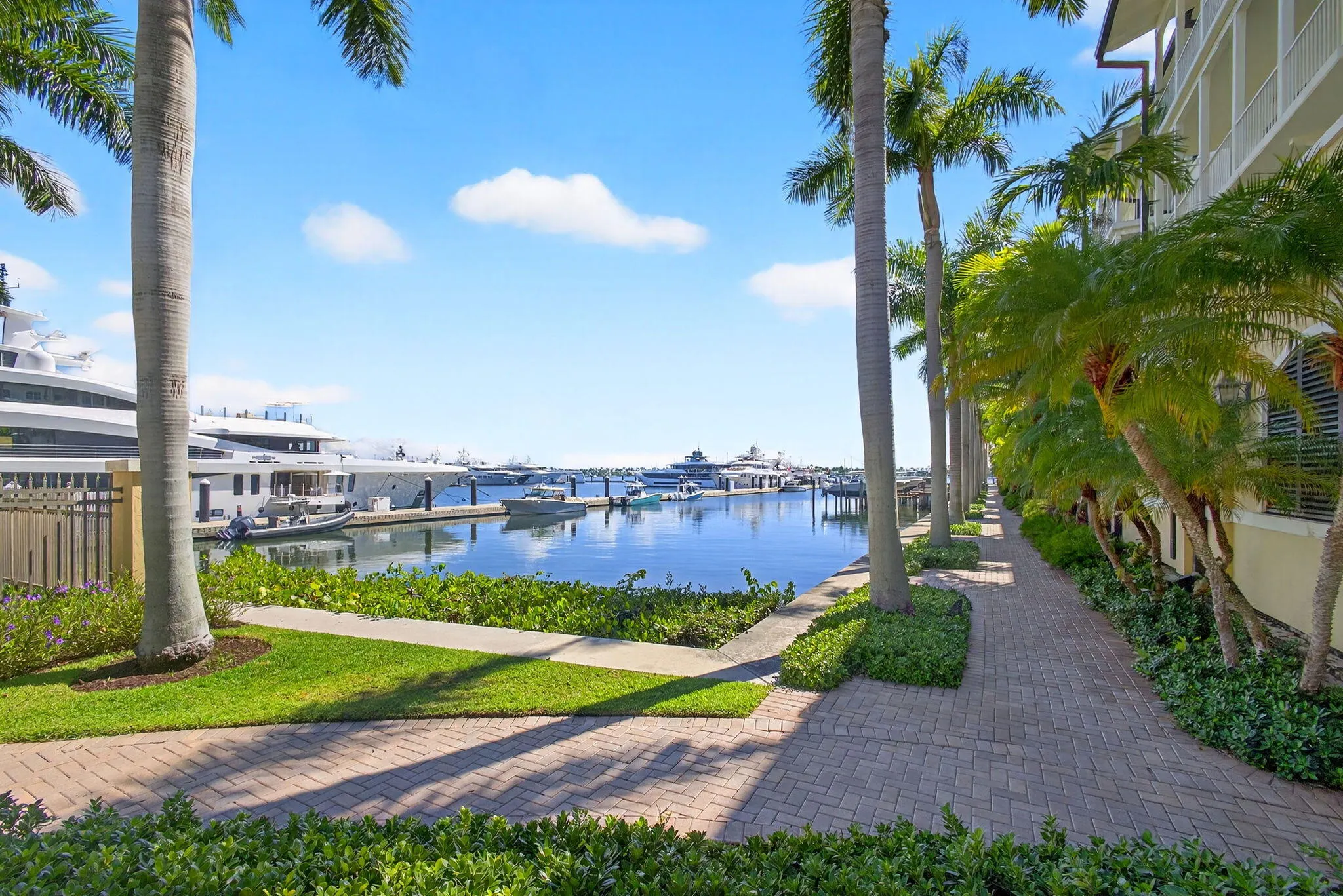 3940 N Flagler Drive, #403