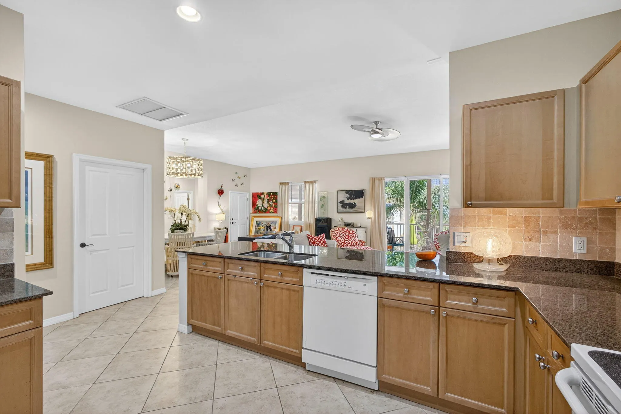 3940 N Flagler Drive, #403