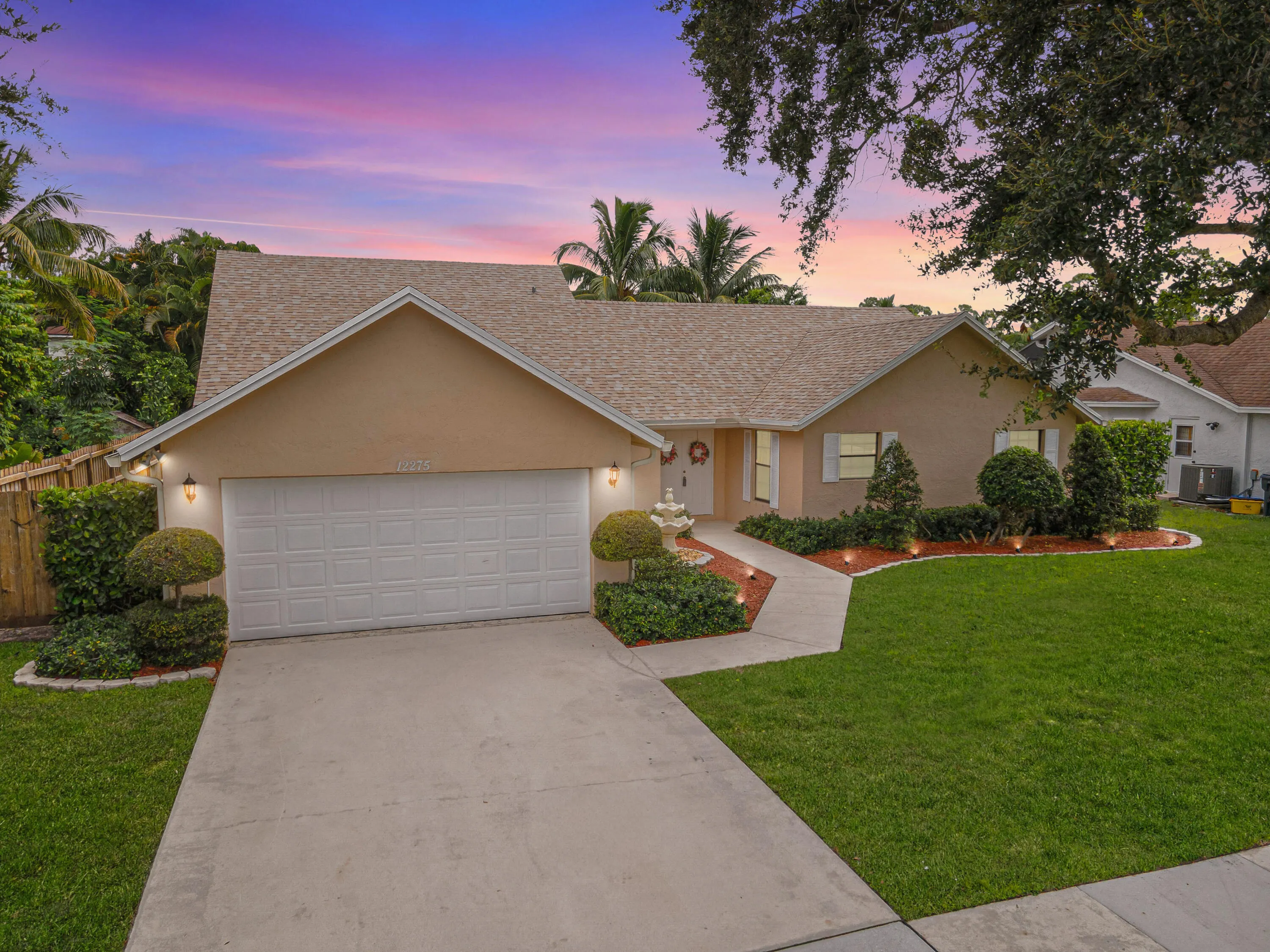 12275 Sannenwood Lane