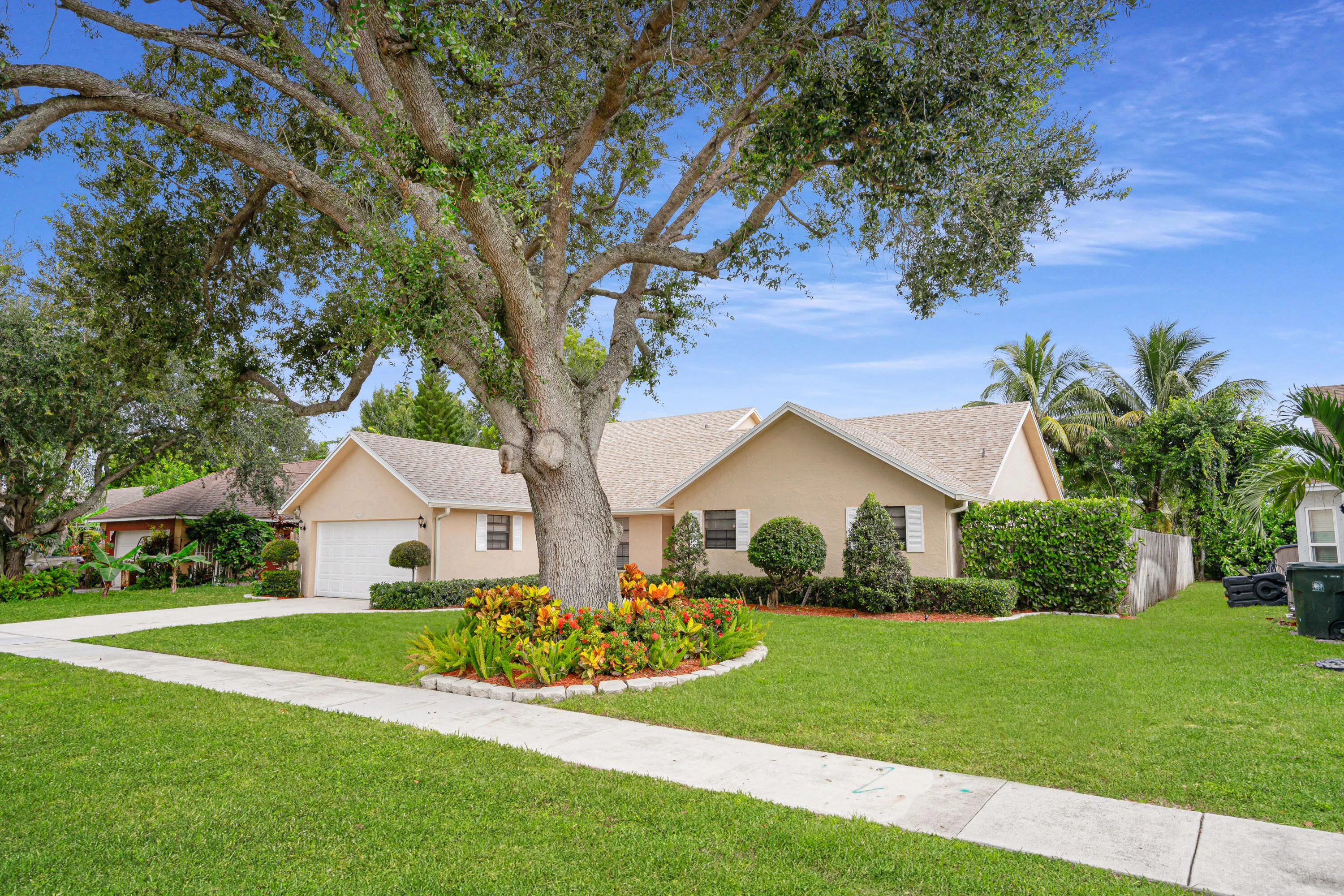 12275 Sannenwood Lane
