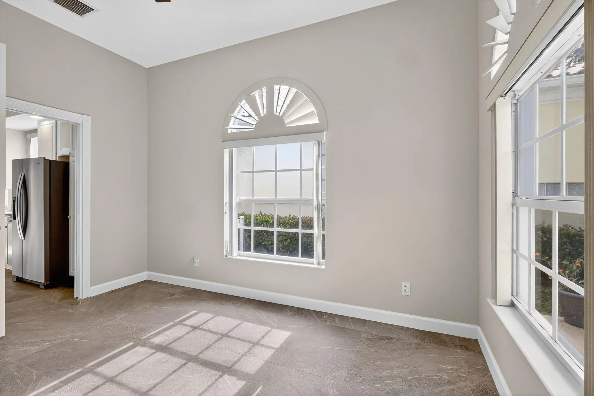 8257 Rosalie Lane