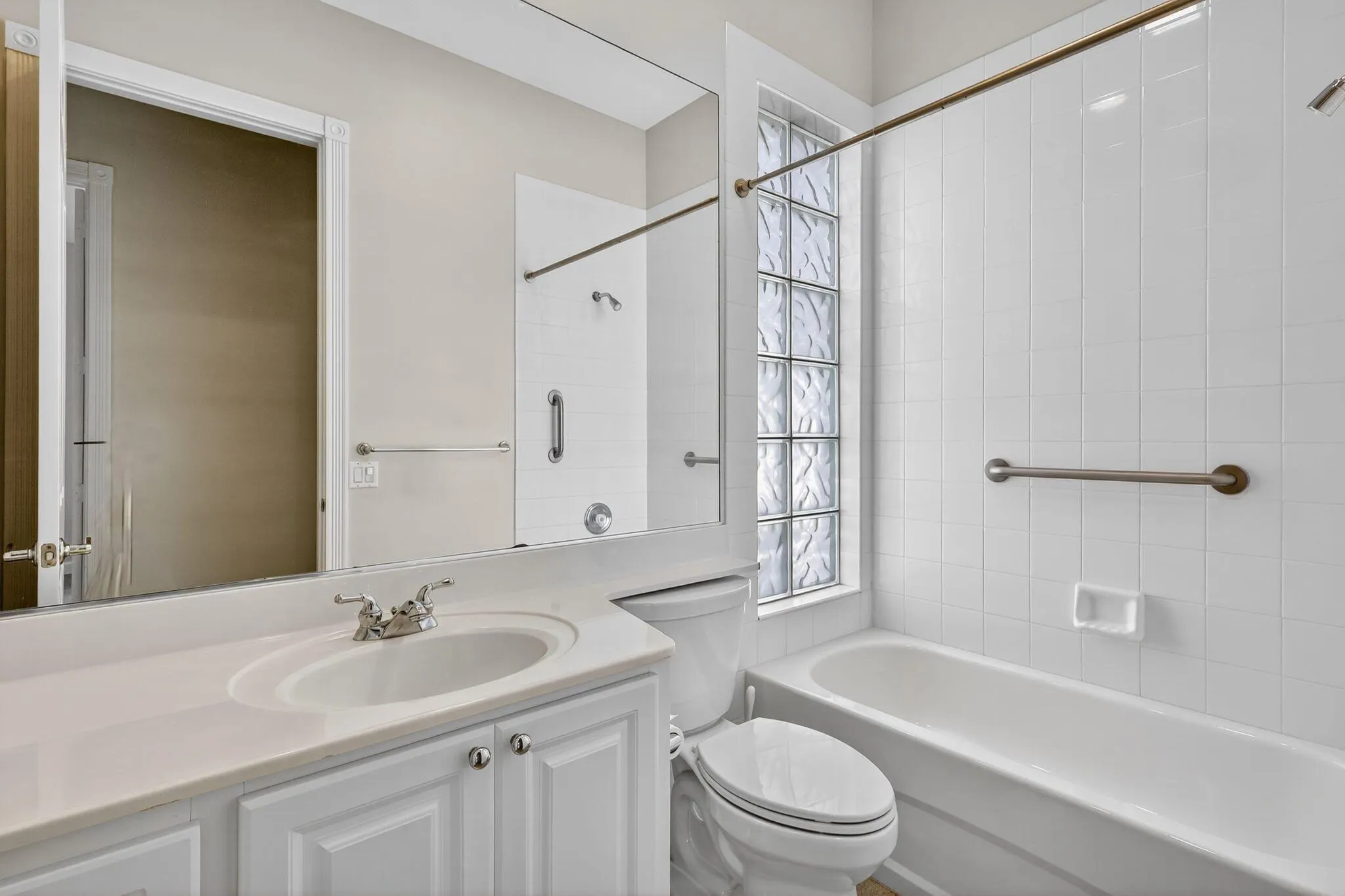 8257 Rosalie Lane