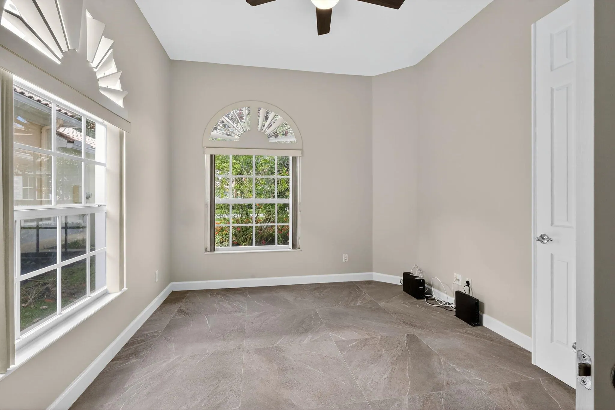 8257 Rosalie Lane