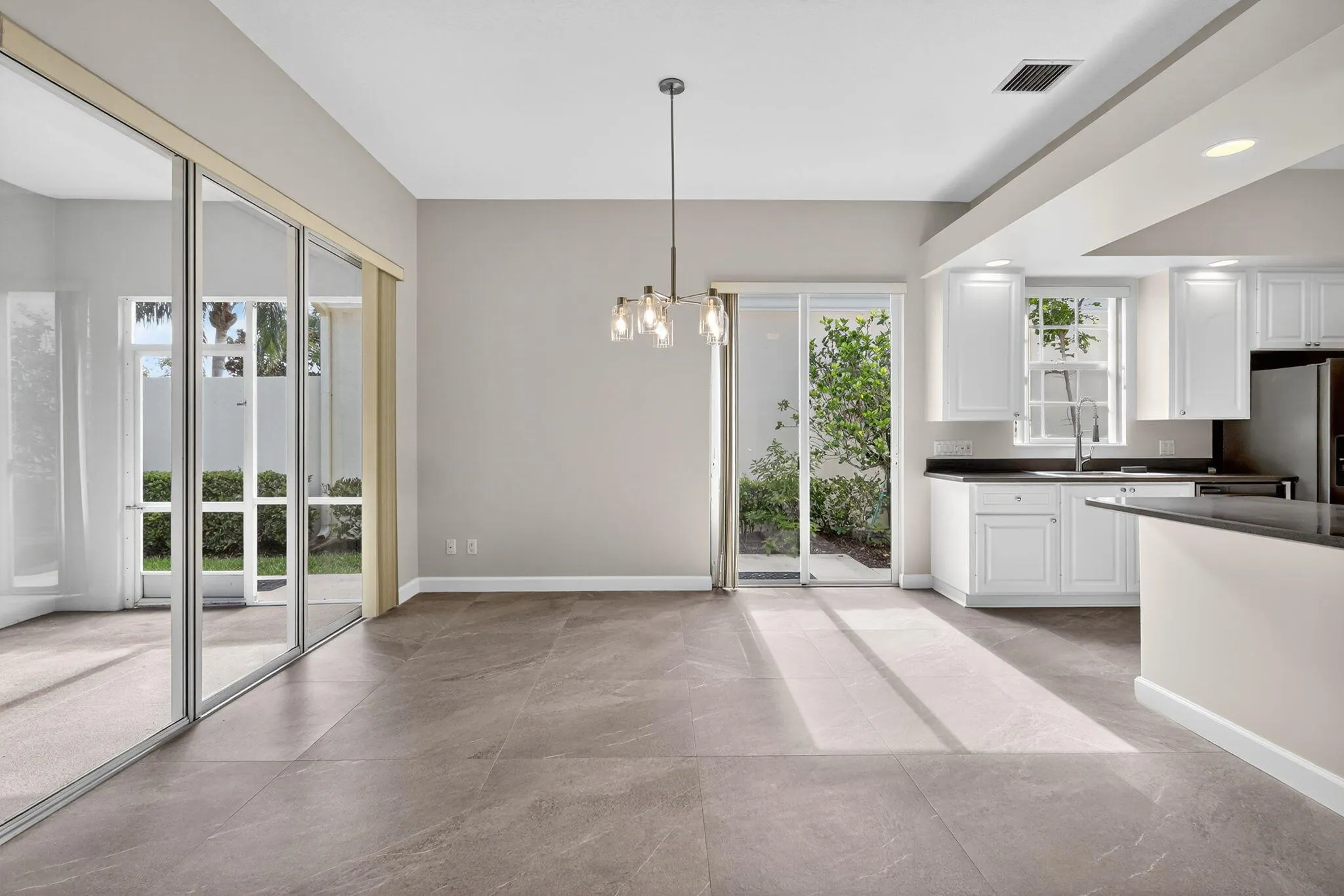 8257 Rosalie Lane