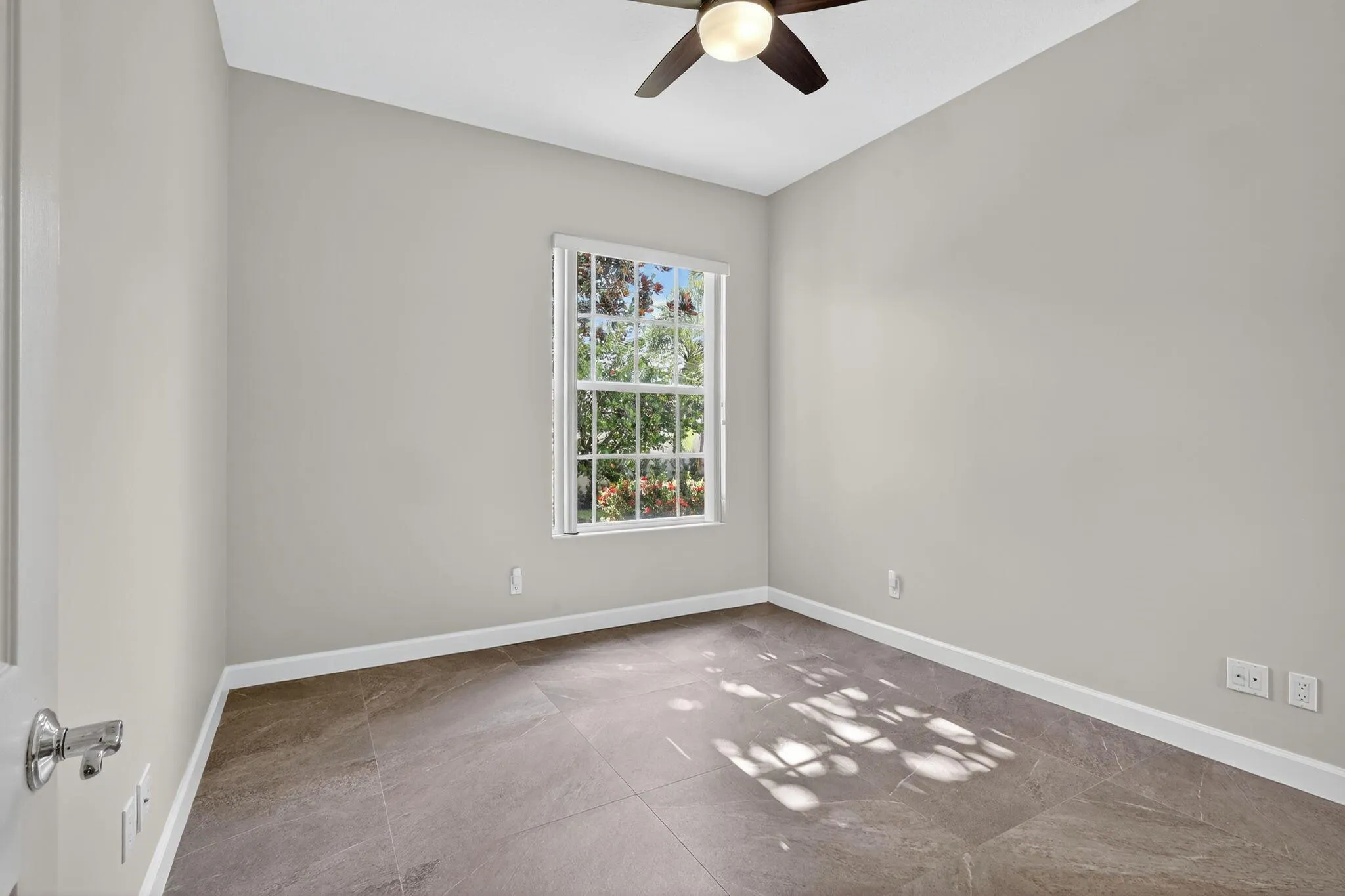 8257 Rosalie Lane