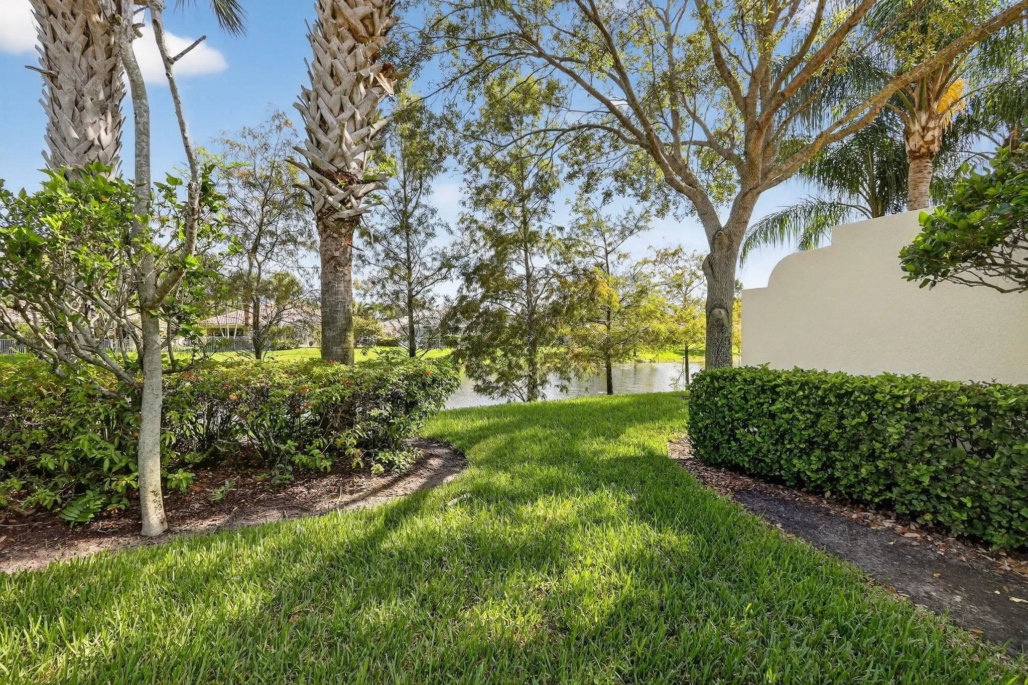 8257 Rosalie Lane