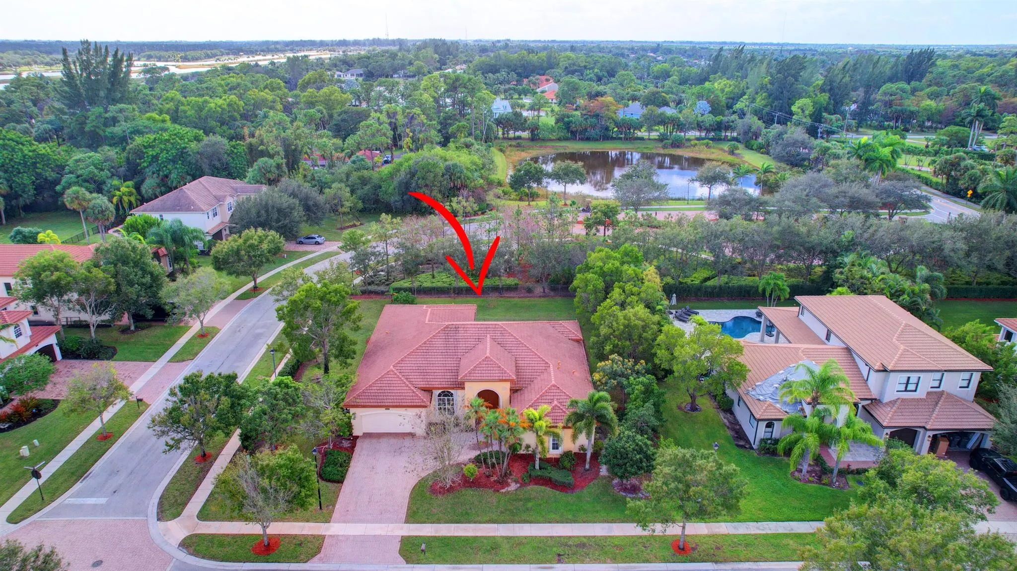 8123 Woodslanding Trail