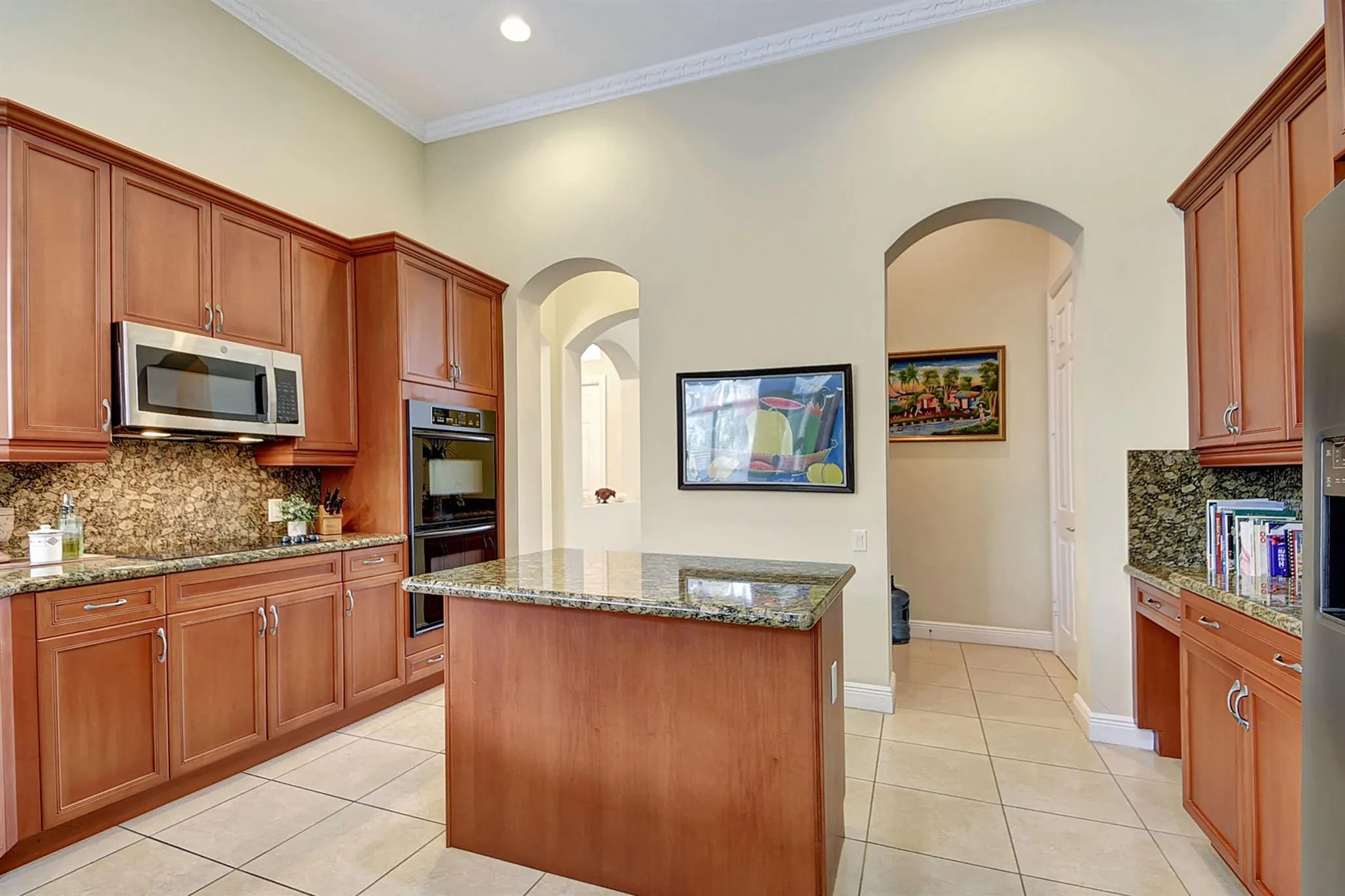 8123 Woodslanding Trail
