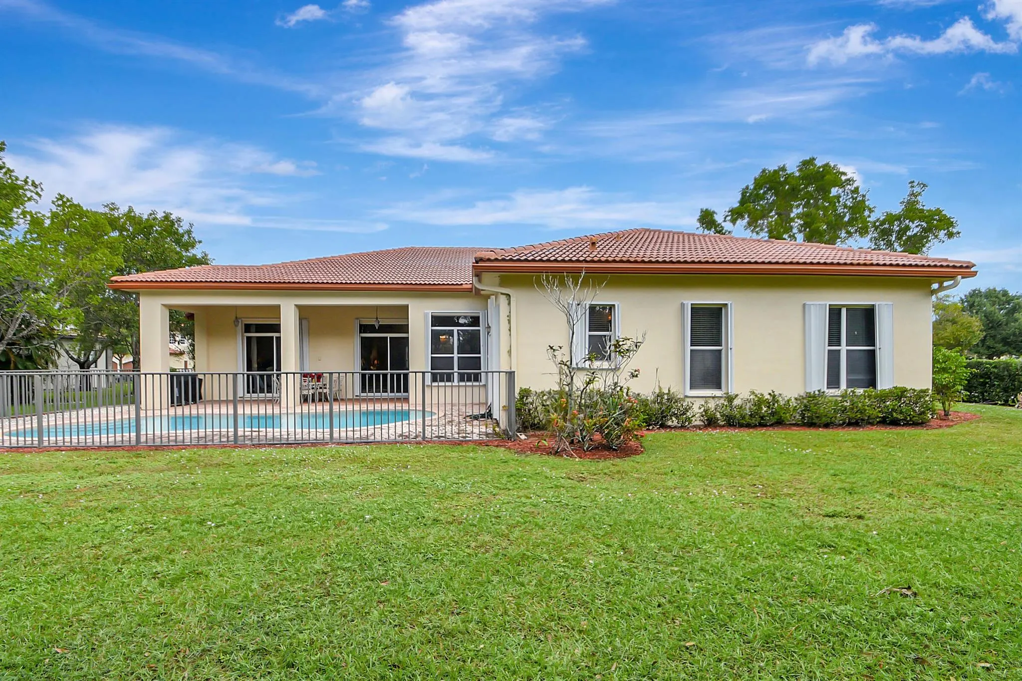 8123 Woodslanding Trail