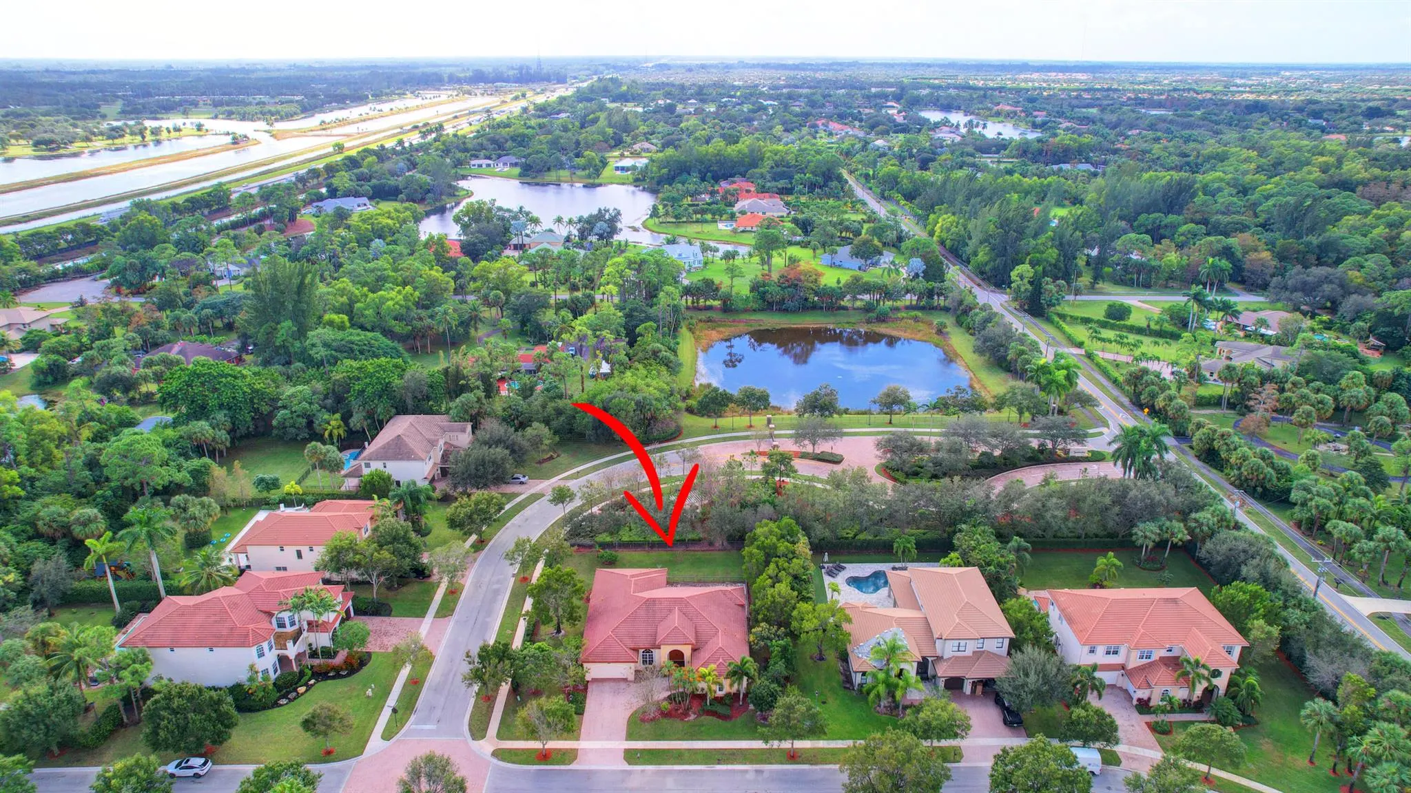 8123 Woodslanding Trail