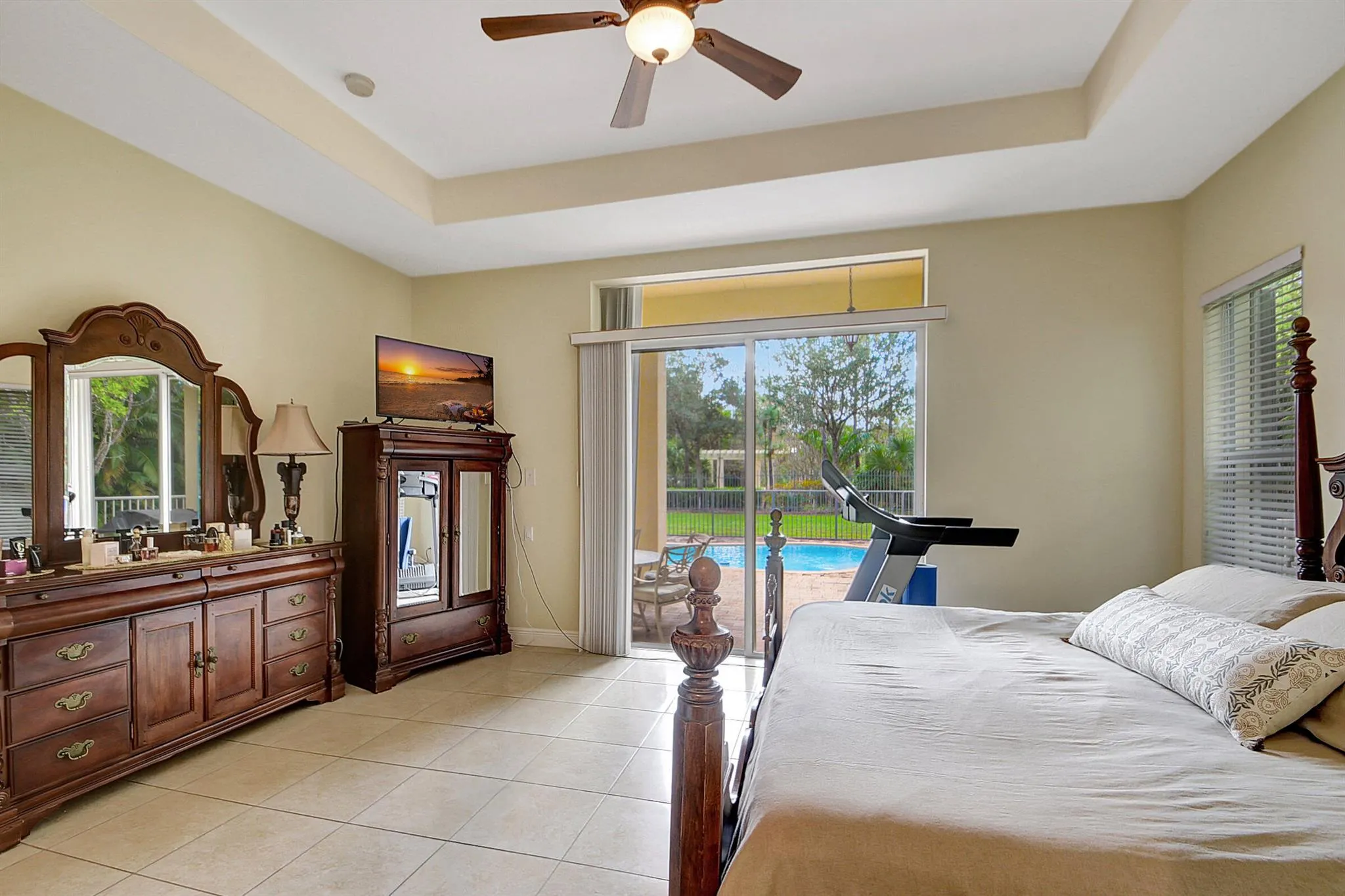8123 Woodslanding Trail