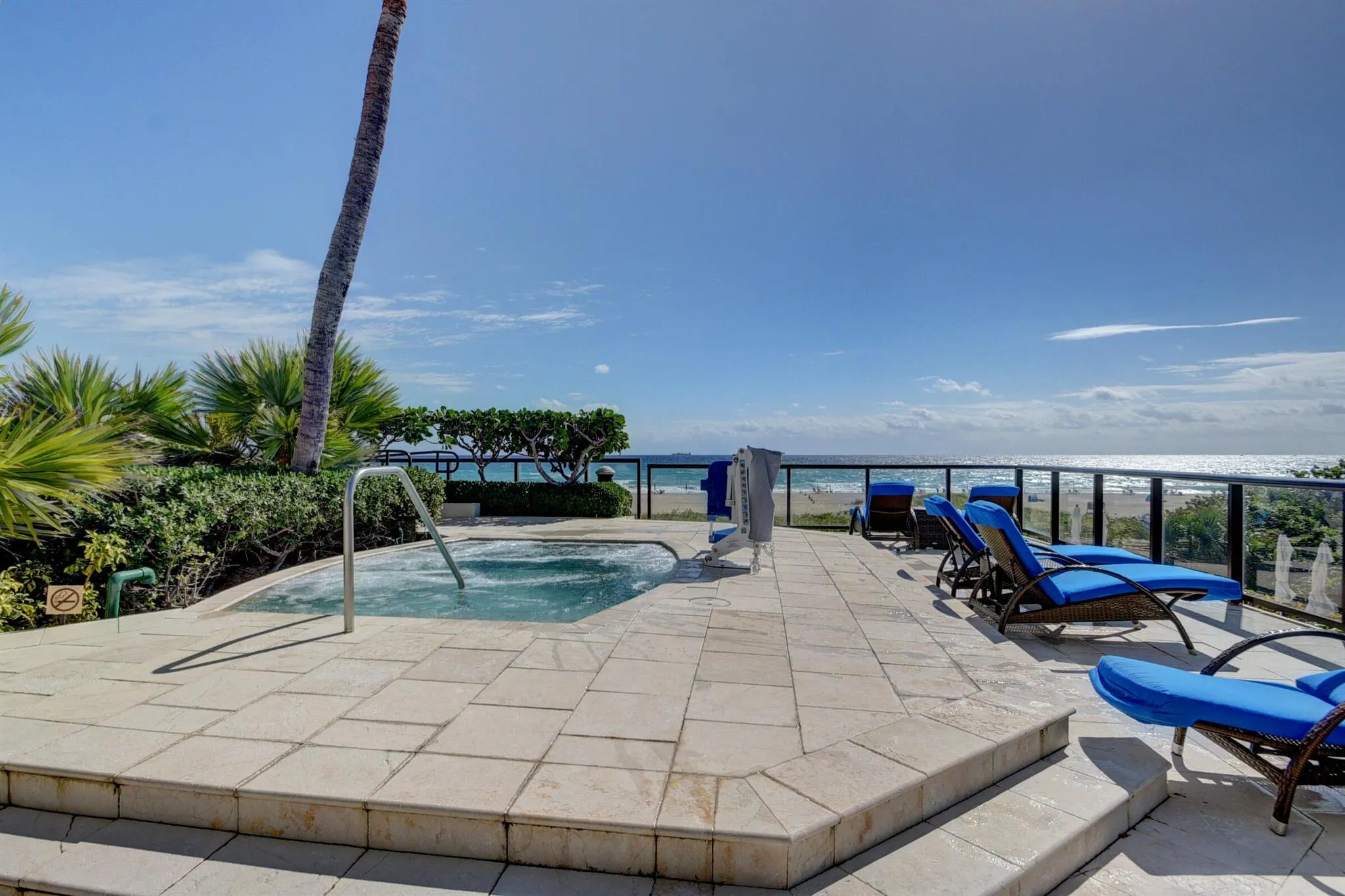 2700 N Ocean Drive, #1806b