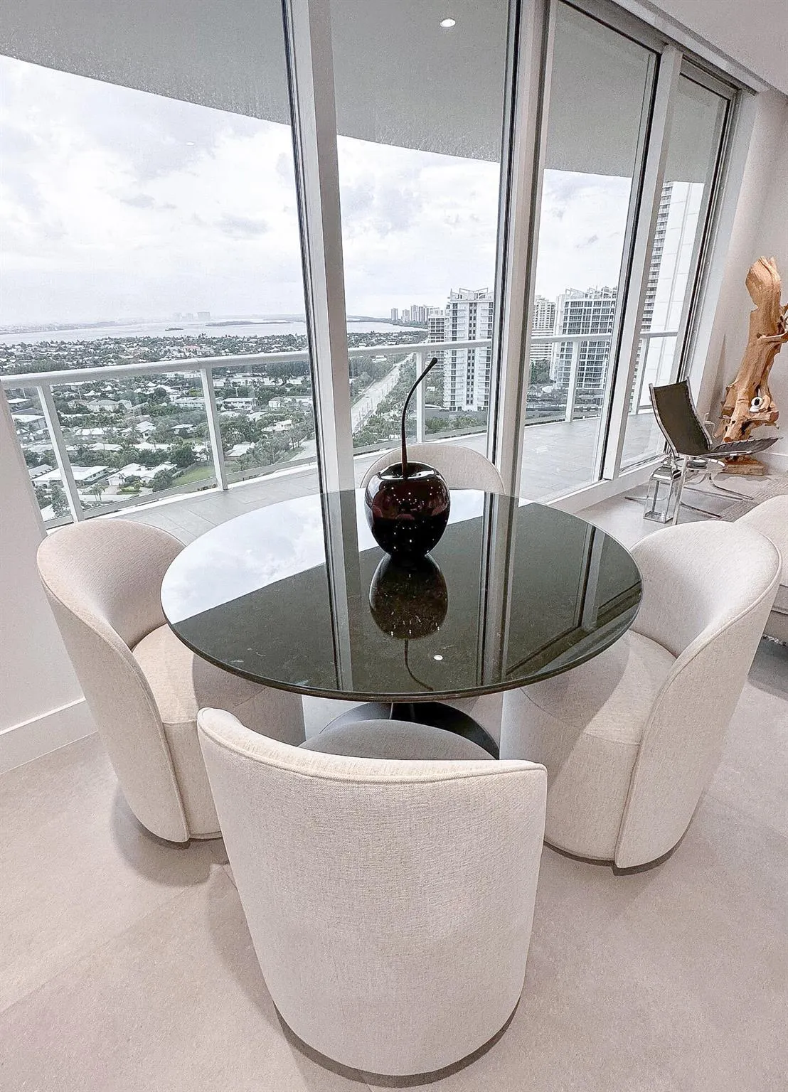 2700 N Ocean Drive, #1806b