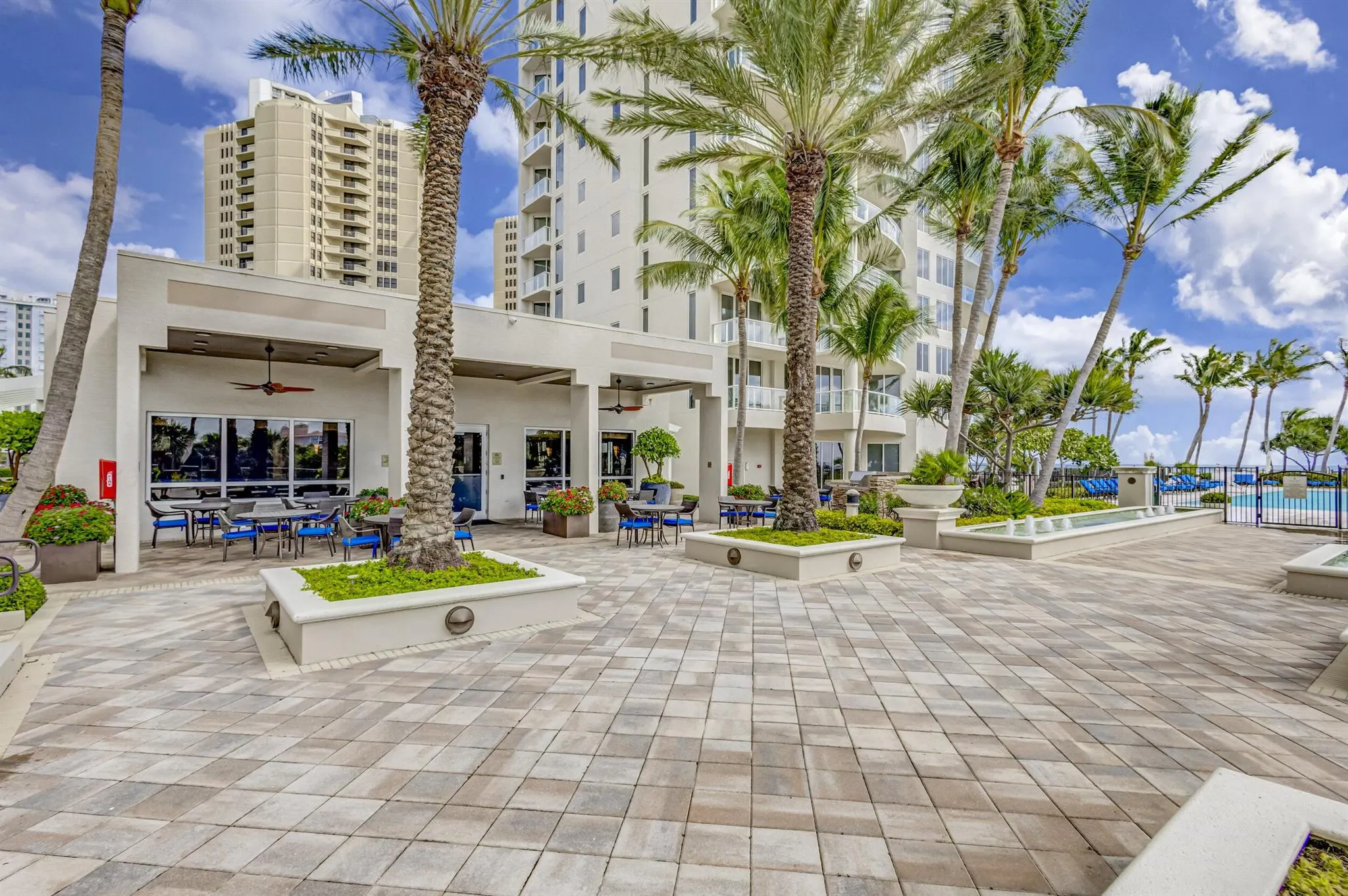 2700 N Ocean Drive, #1806b