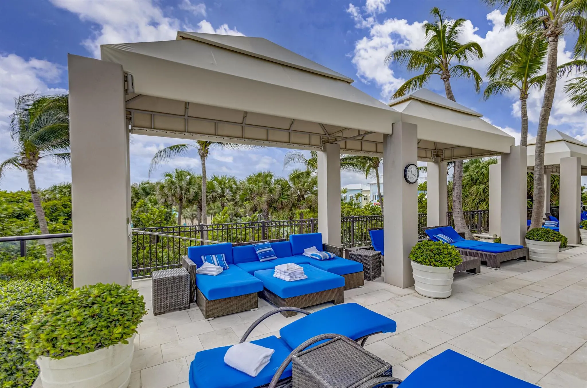 2700 N Ocean Drive, #1806b