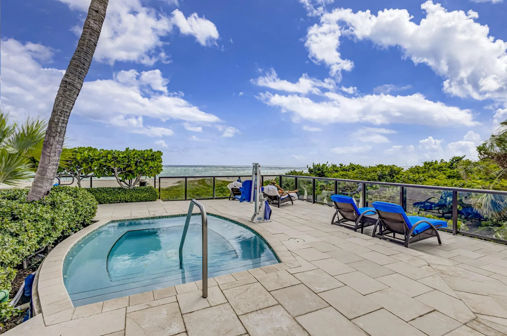 2700 N Ocean Drive, #1806b