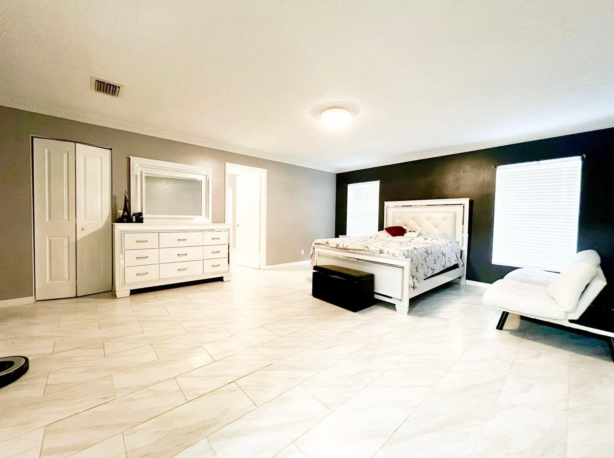 15854 92nd Court N
