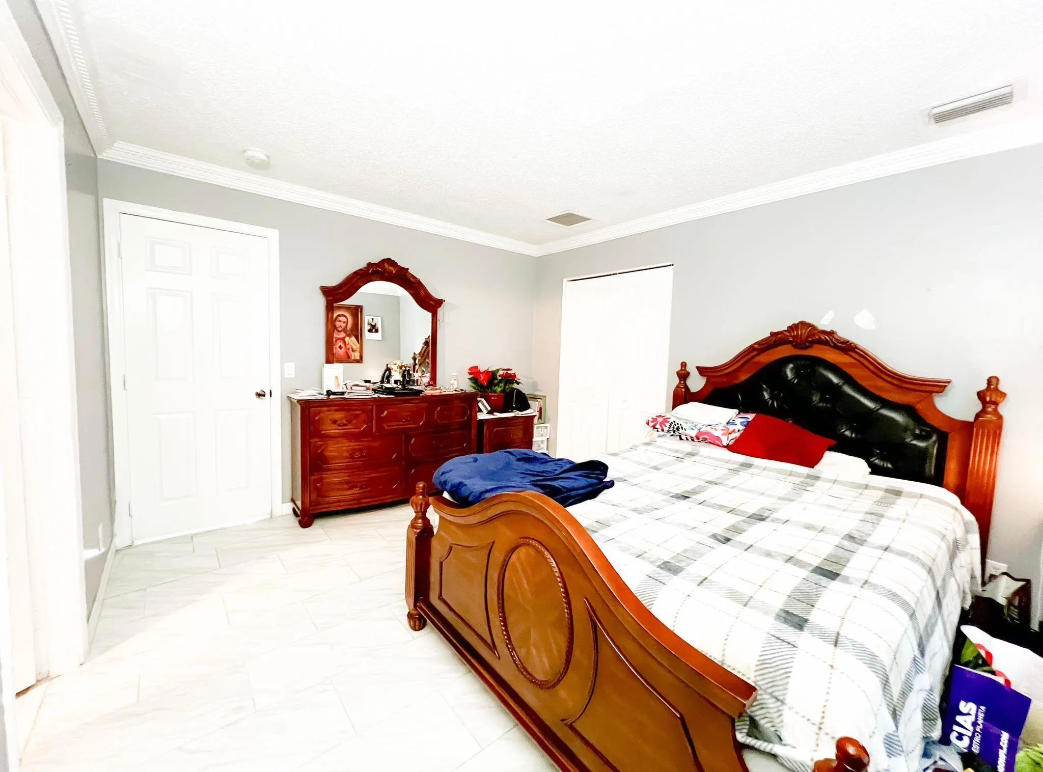 15854 92nd Court N