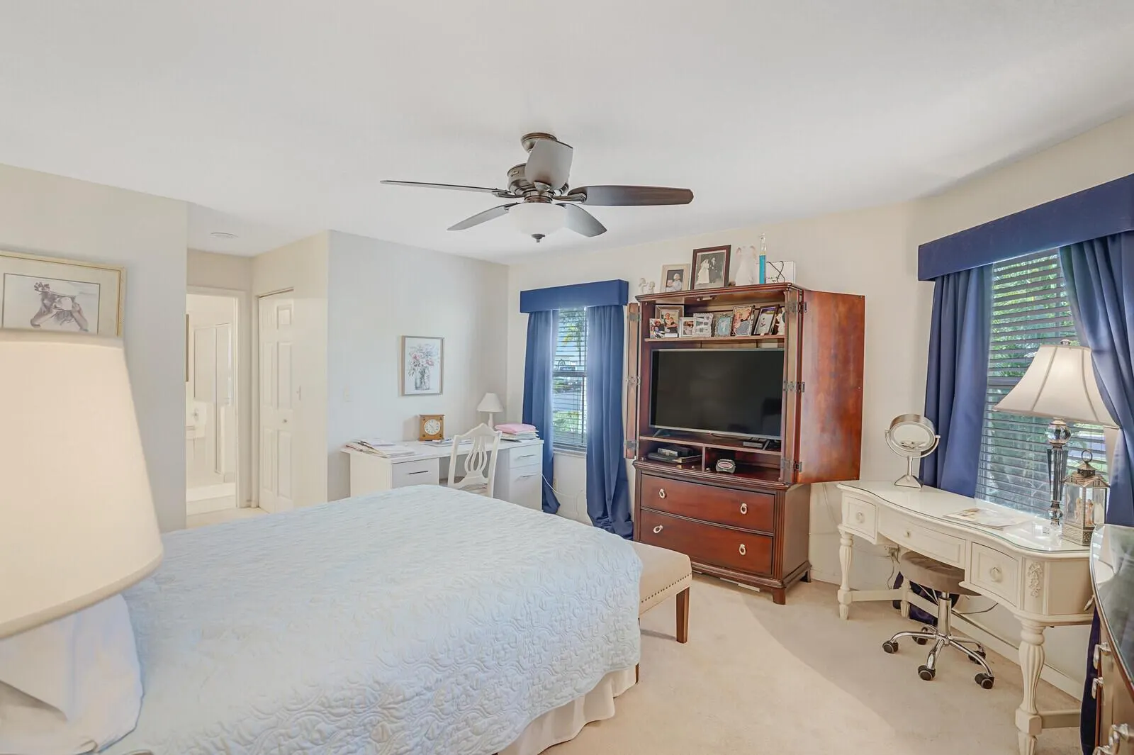 10673 Pelican Drive