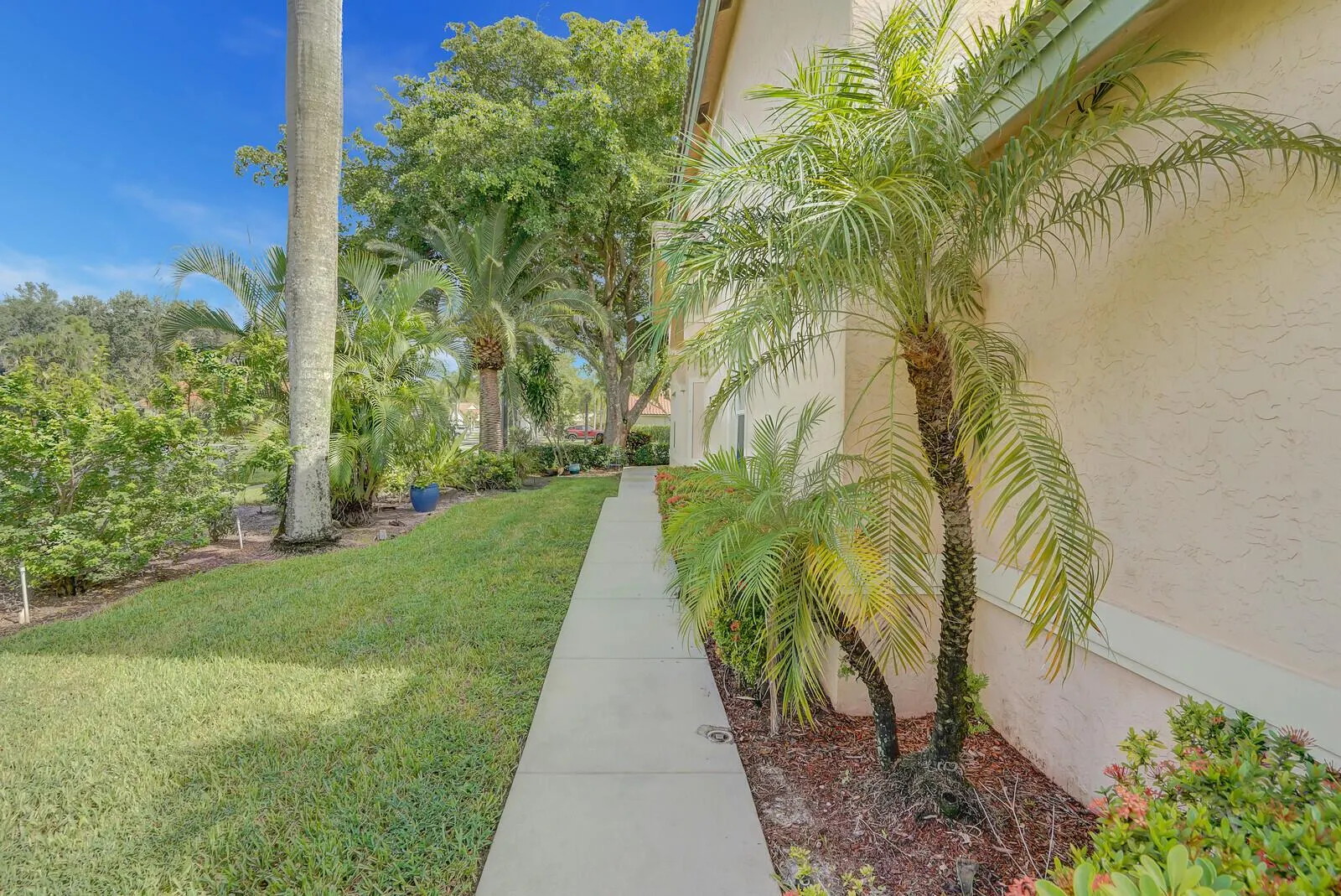 10673 Pelican Drive