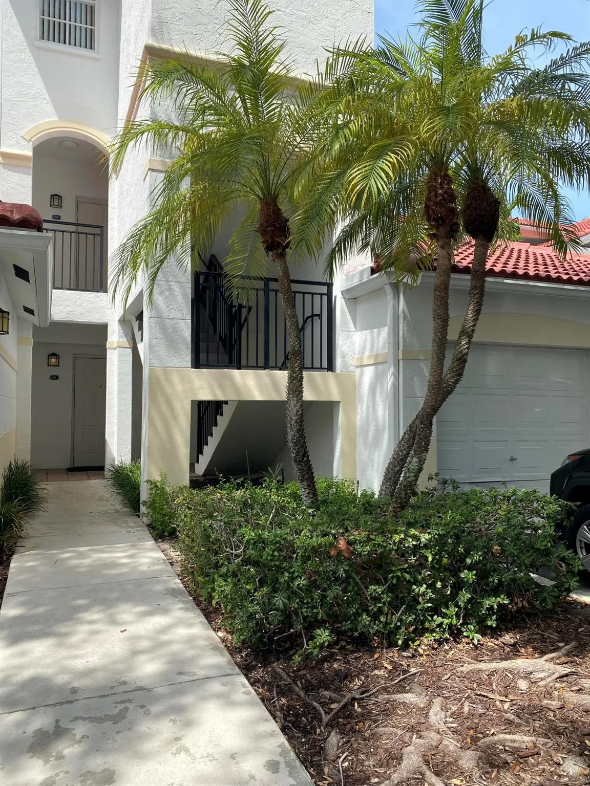 3135 NE 184 Street NE, #2101
