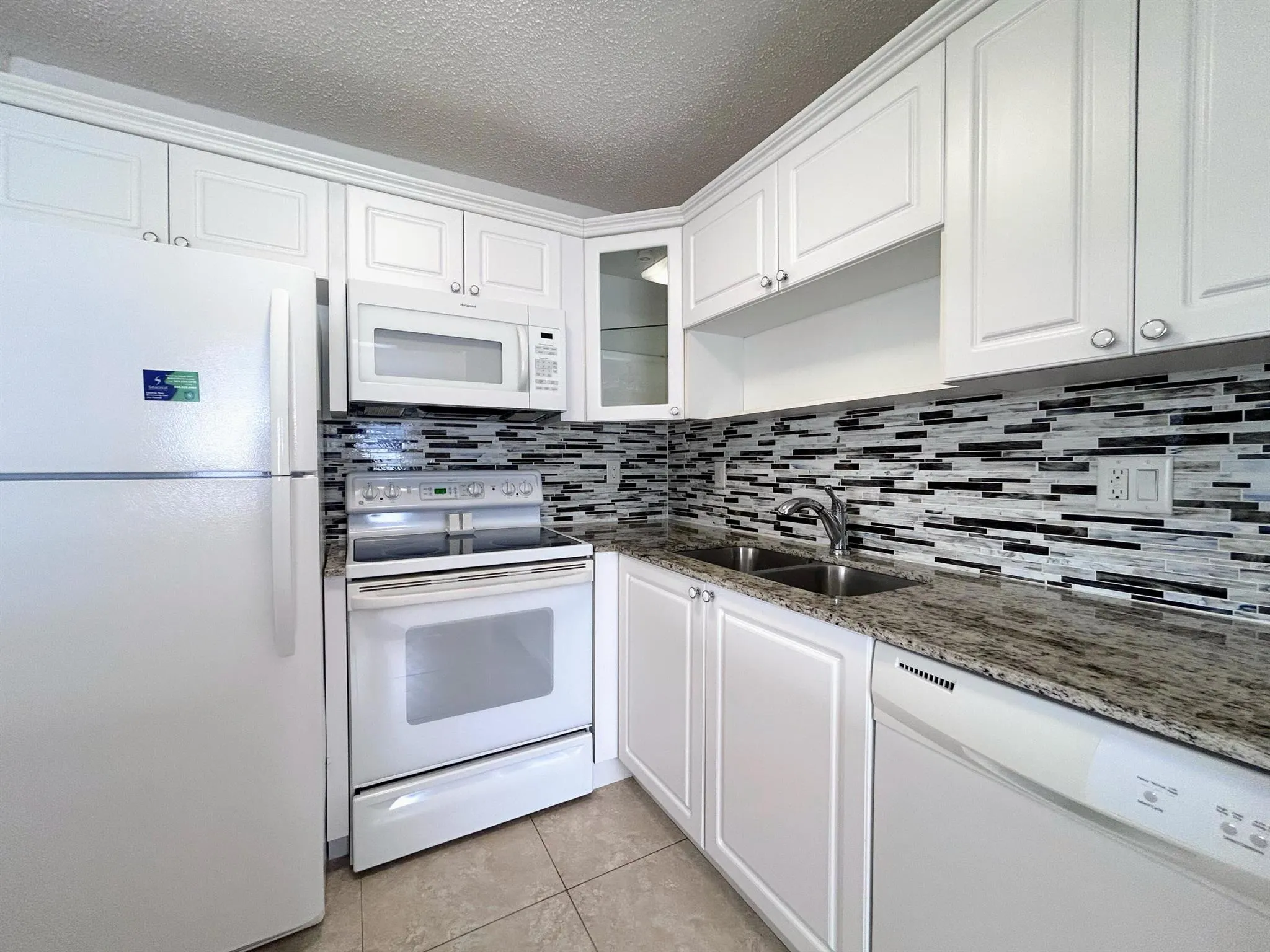 530 Horizons W, #205