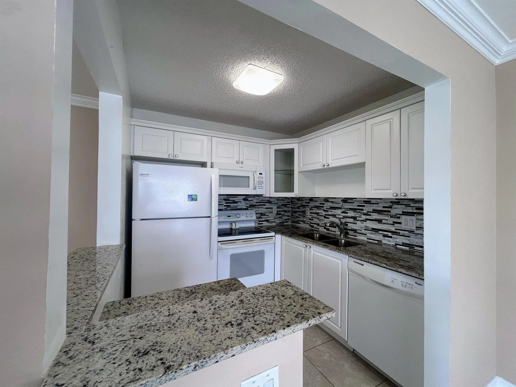 530 Horizons W, #205