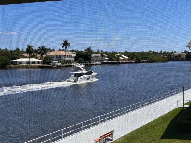 530 Horizons W, #205