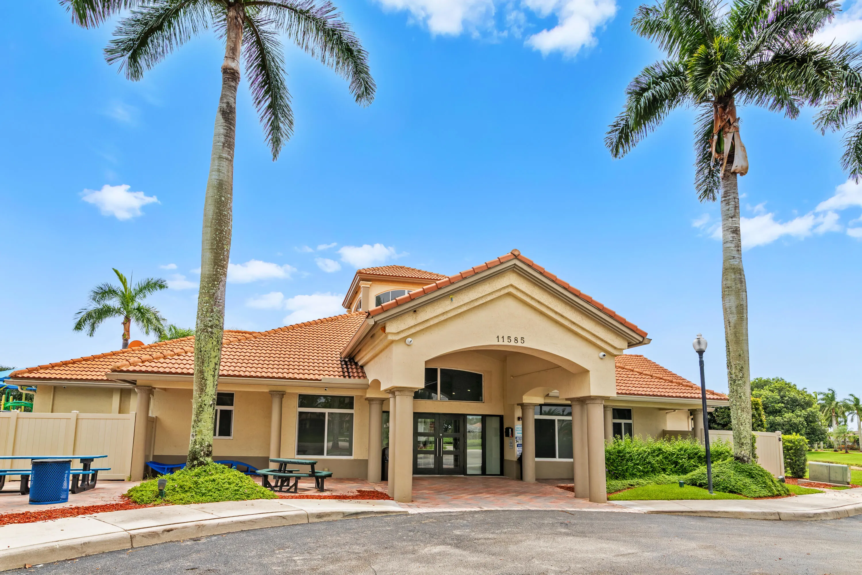 11175 Nantucket Bay Court