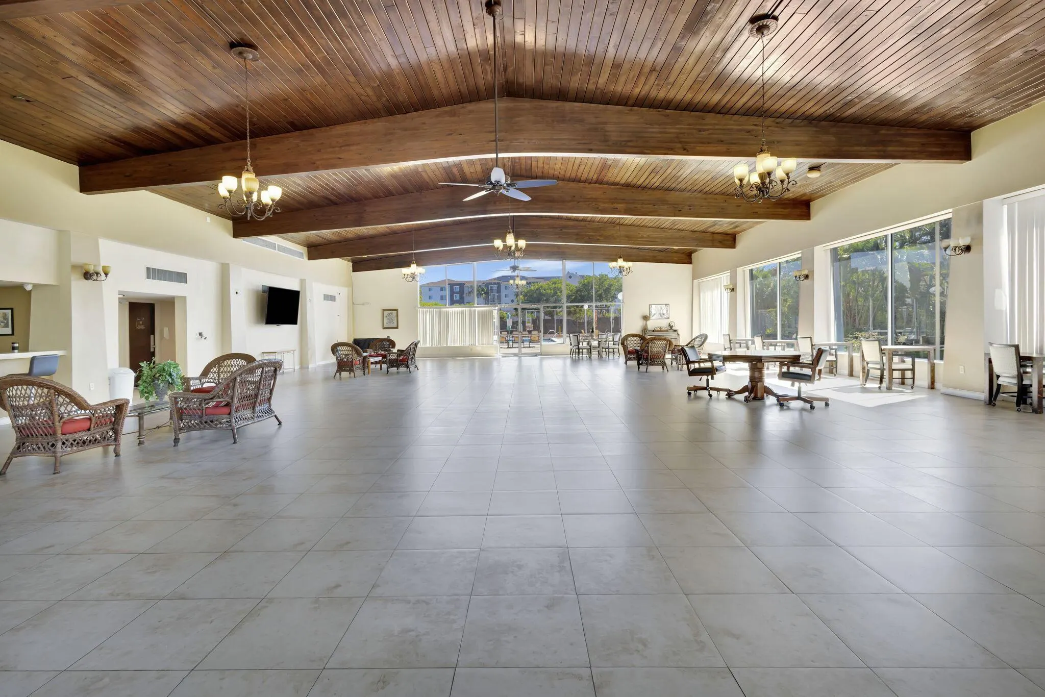 500 Executive Center Drive, #5-A