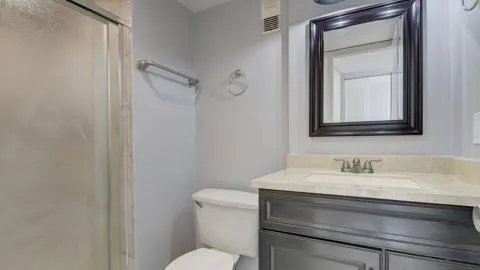 500 Executive Center Drive, #5-A
