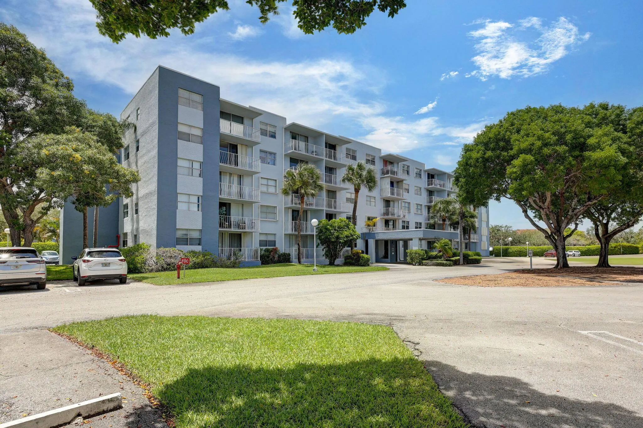 500 Executive Center Drive, #5-A