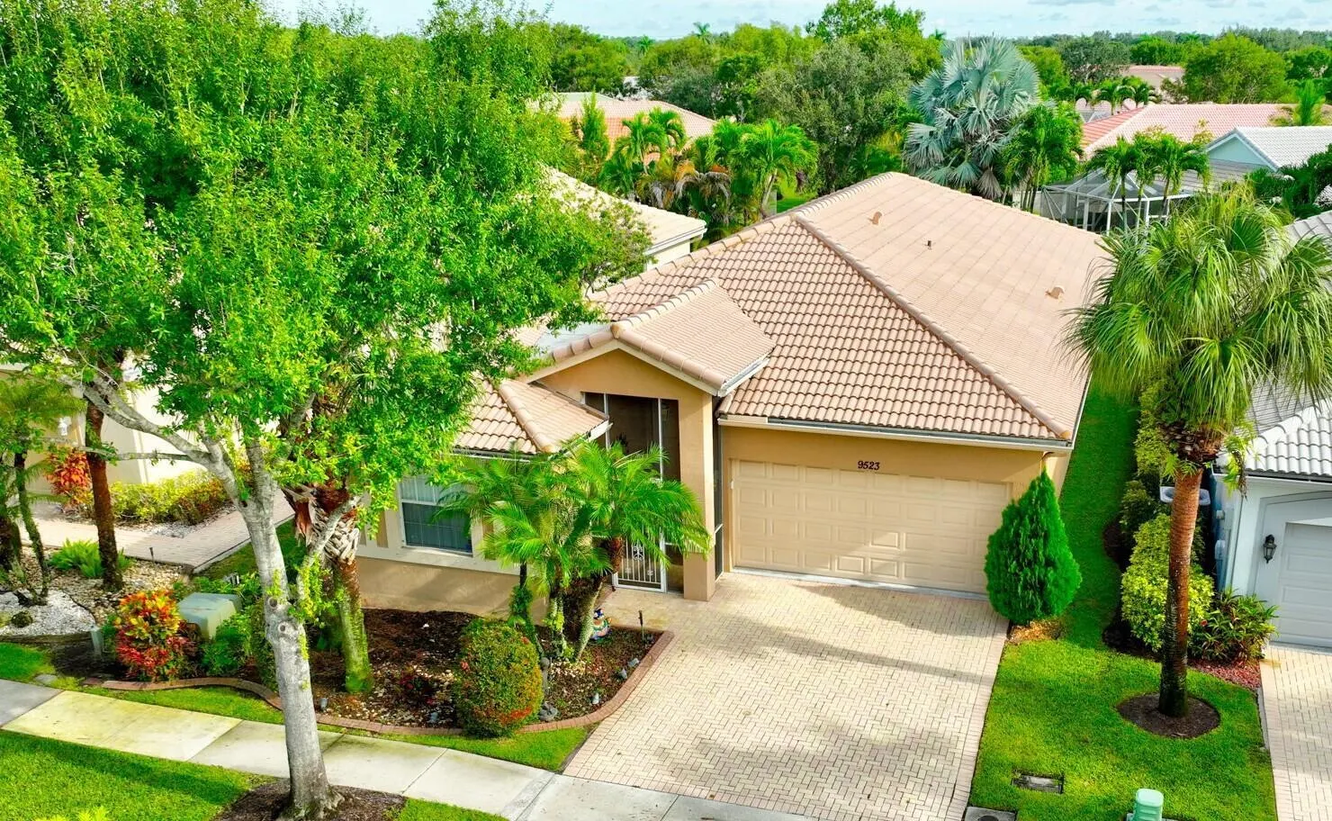 9523 Sandpiper Lane