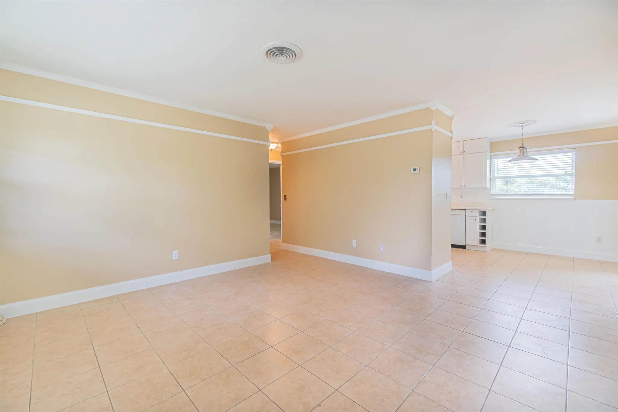 2566 NE Hickory Avenue, #B