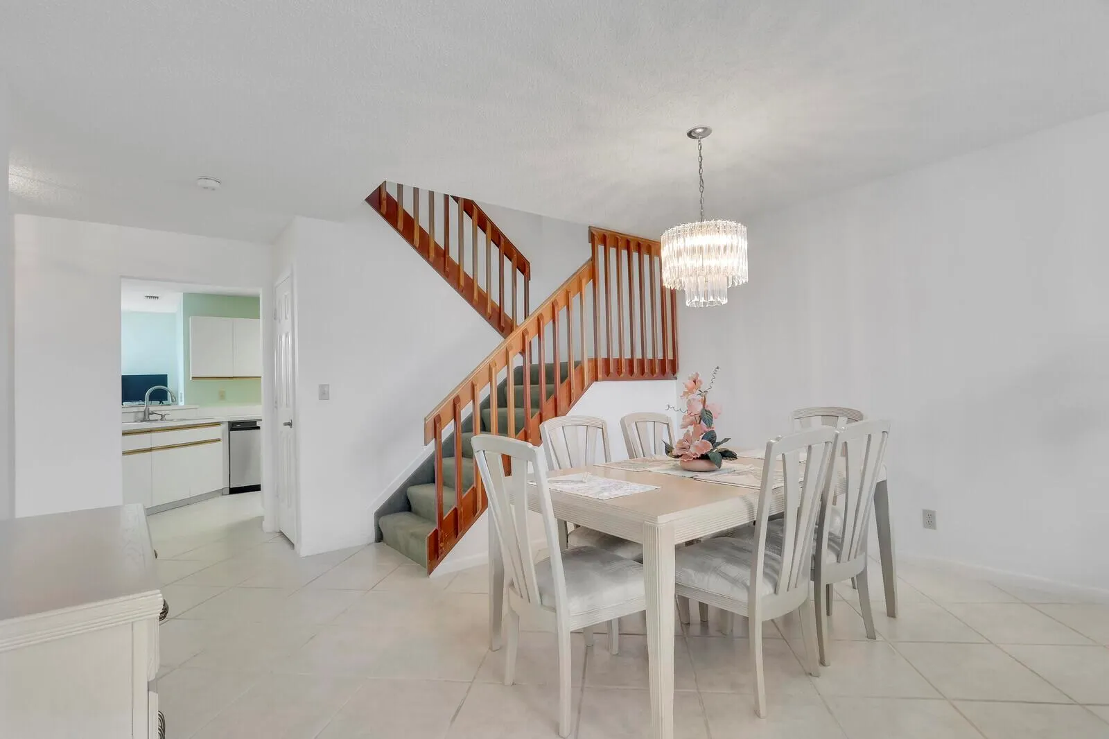 1302 Ocean Dunes Circle