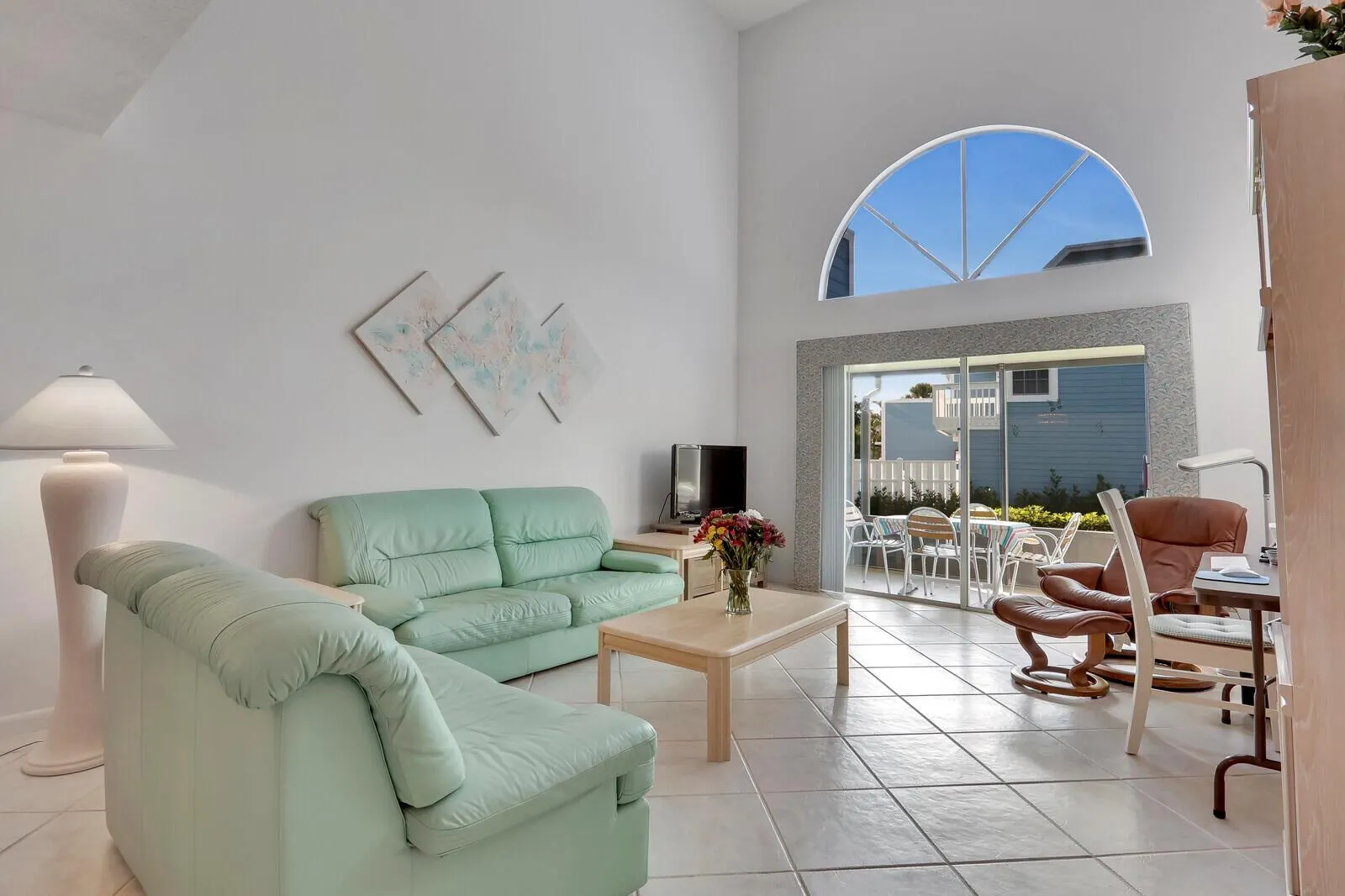 1302 Ocean Dunes Circle