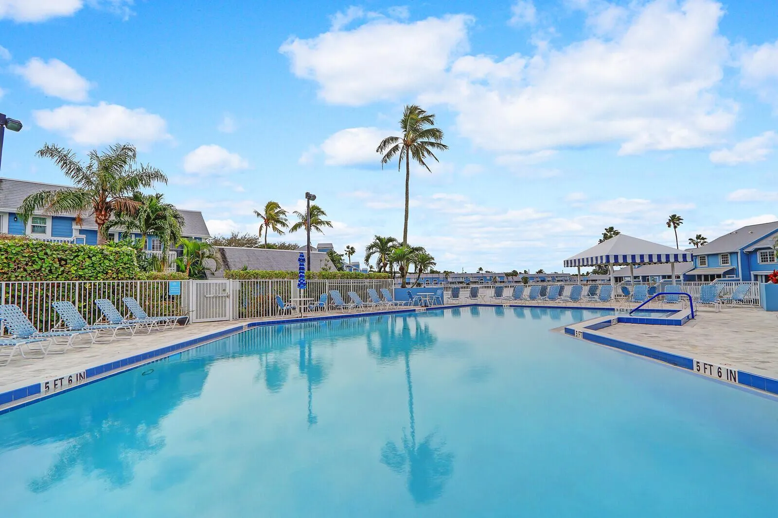 1302 Ocean Dunes Circle