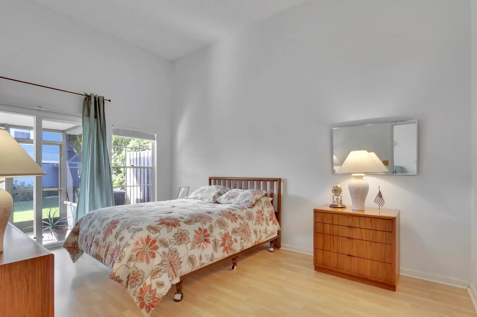 1302 Ocean Dunes Circle