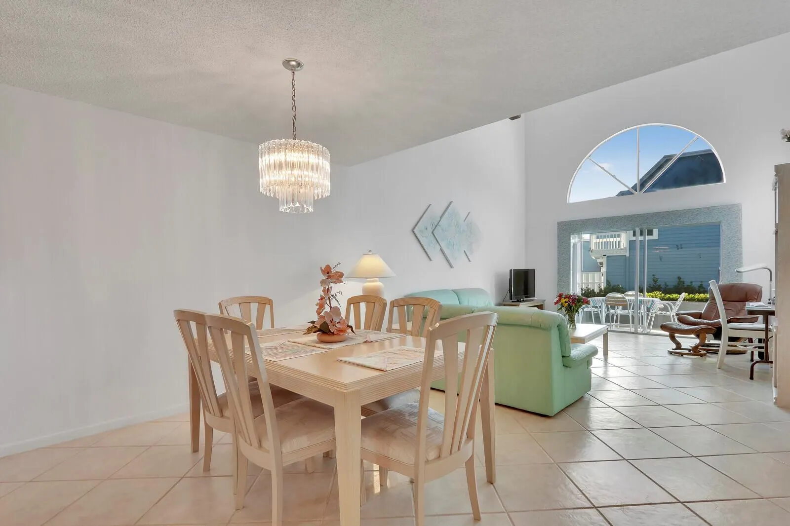1302 Ocean Dunes Circle