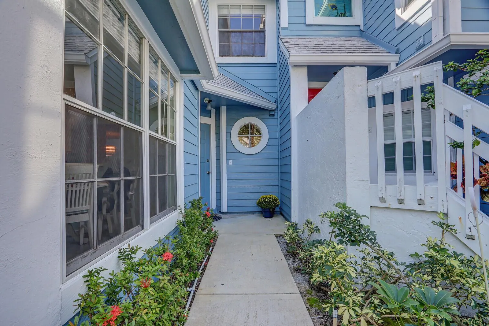 1302 Ocean Dunes Circle