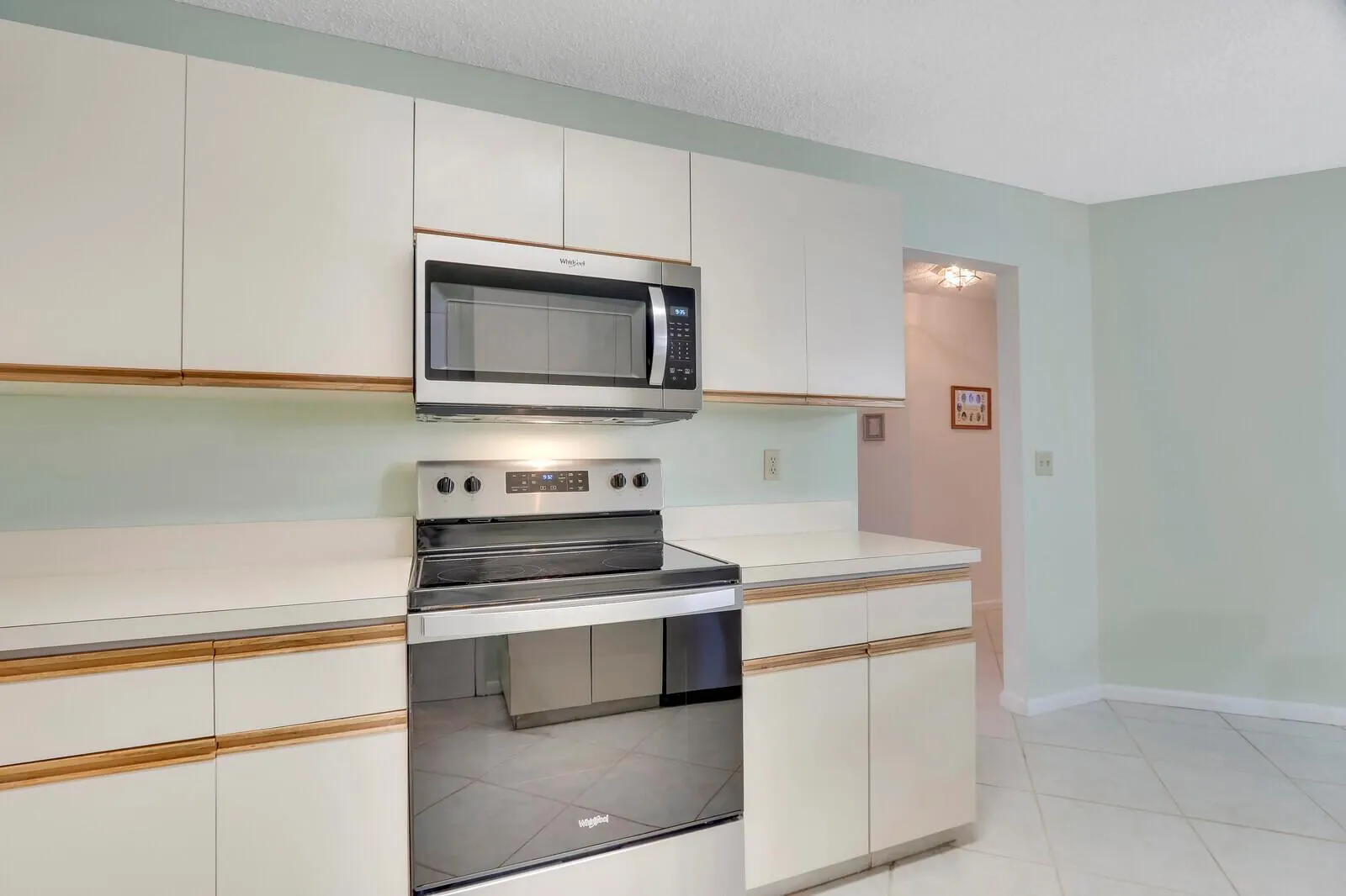 1302 Ocean Dunes Circle