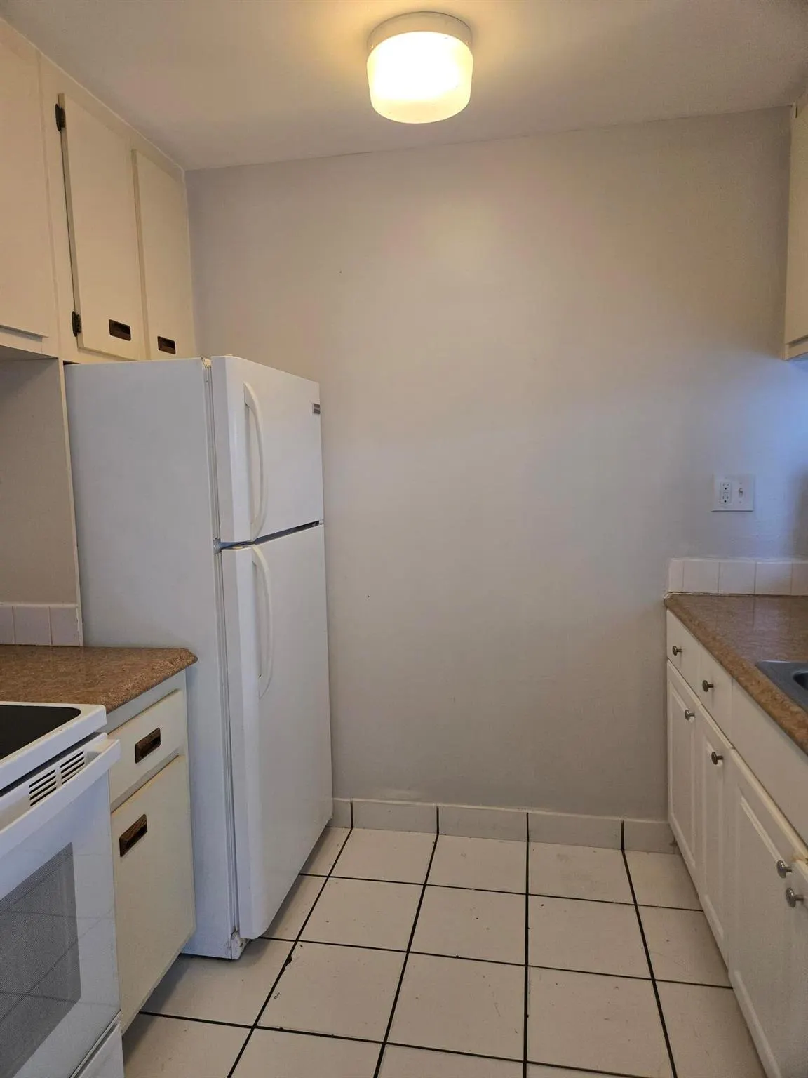 525 Putnam Road, #1