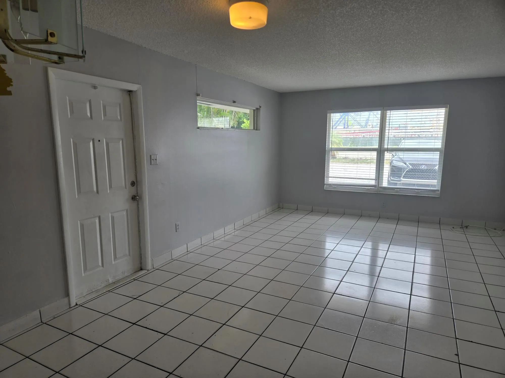 525 Putnam Road, #1