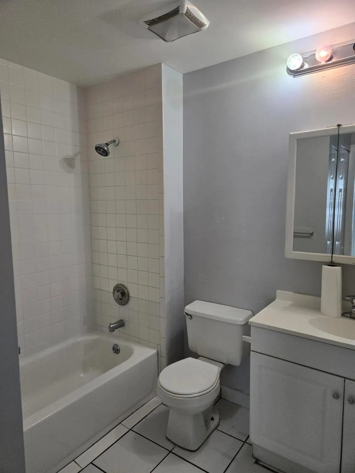 525 Putnam Road, #1