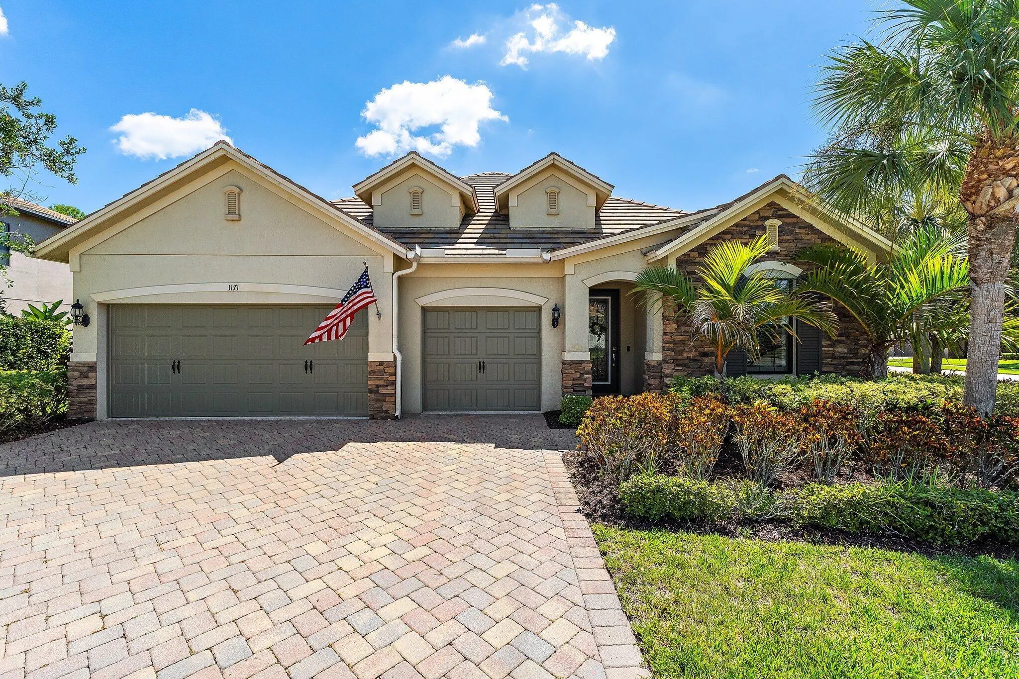 1171 SW Cherry Blossom Lane