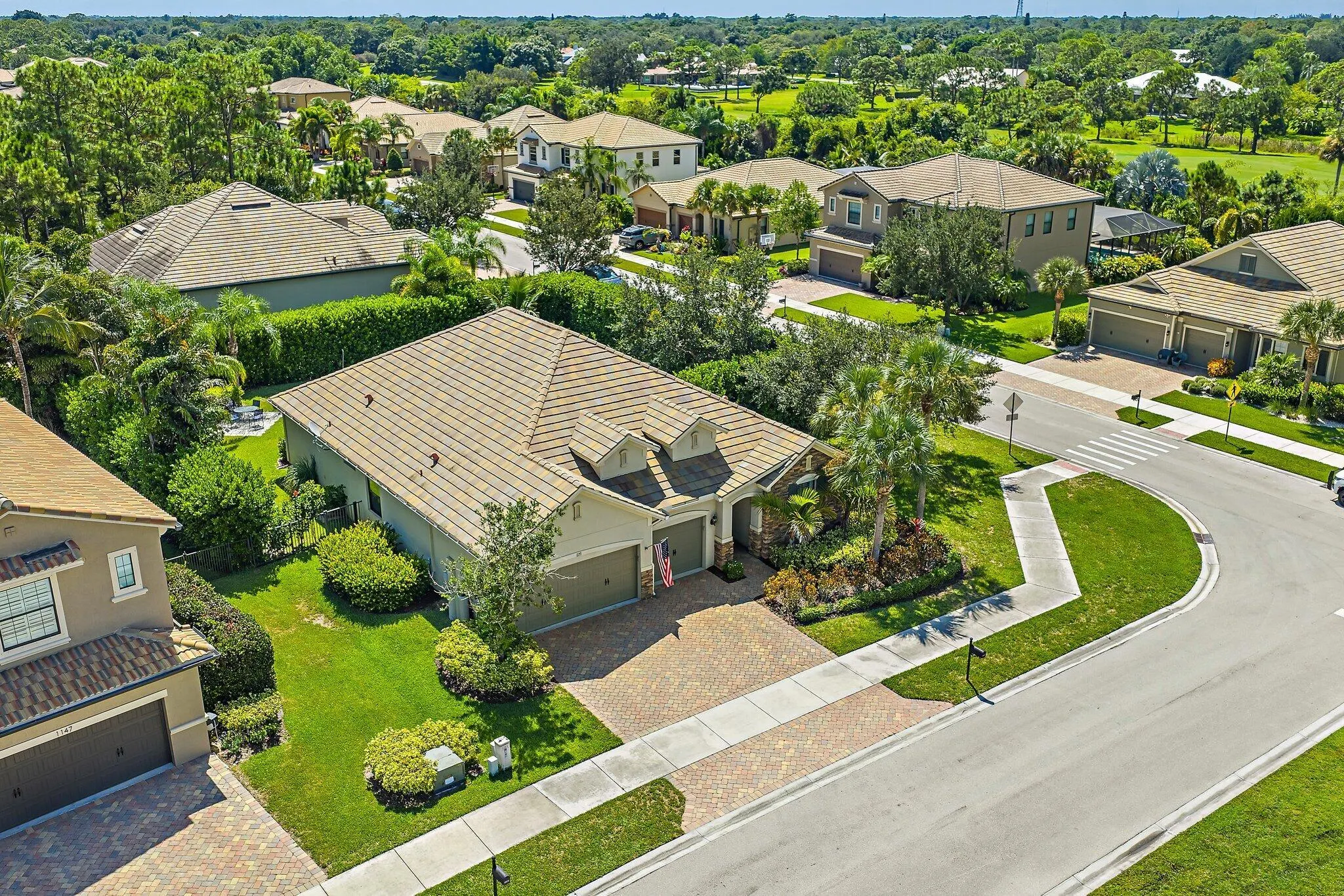 1171 SW Cherry Blossom Lane