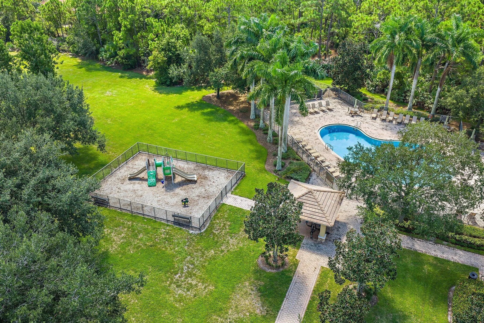 1171 SW Cherry Blossom Lane